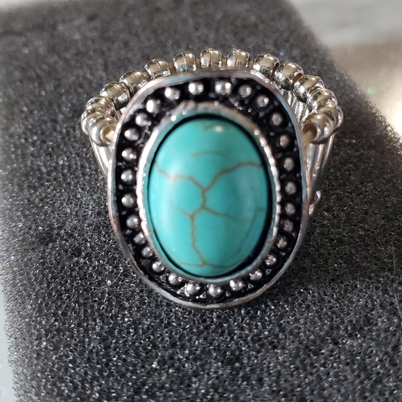 Turquoise Stone Silver Tone Stretch Ring 💥3 for $24💥 - Picture 10 of 12